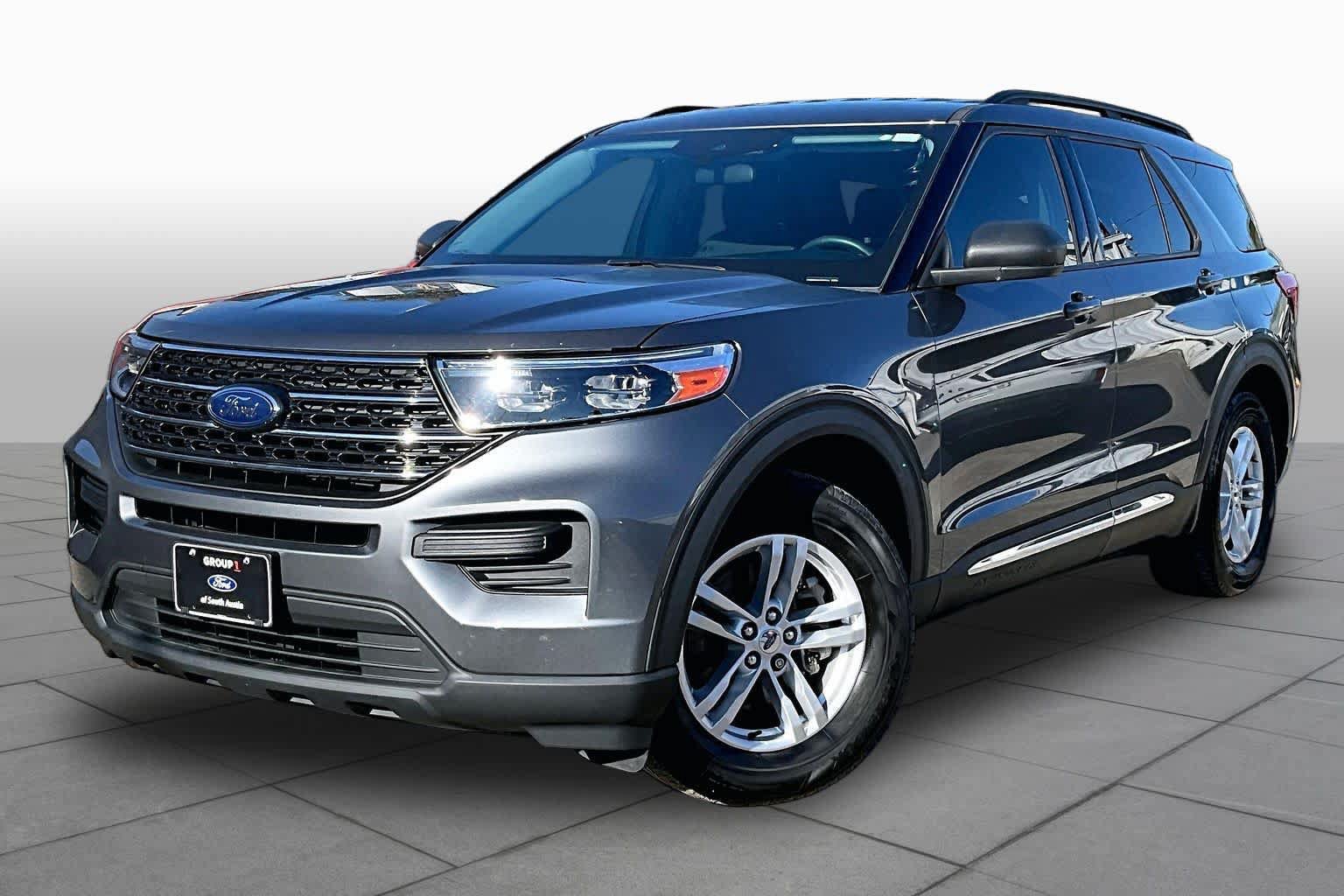 Certified 2023 Ford Explorer XLT RWD image 35