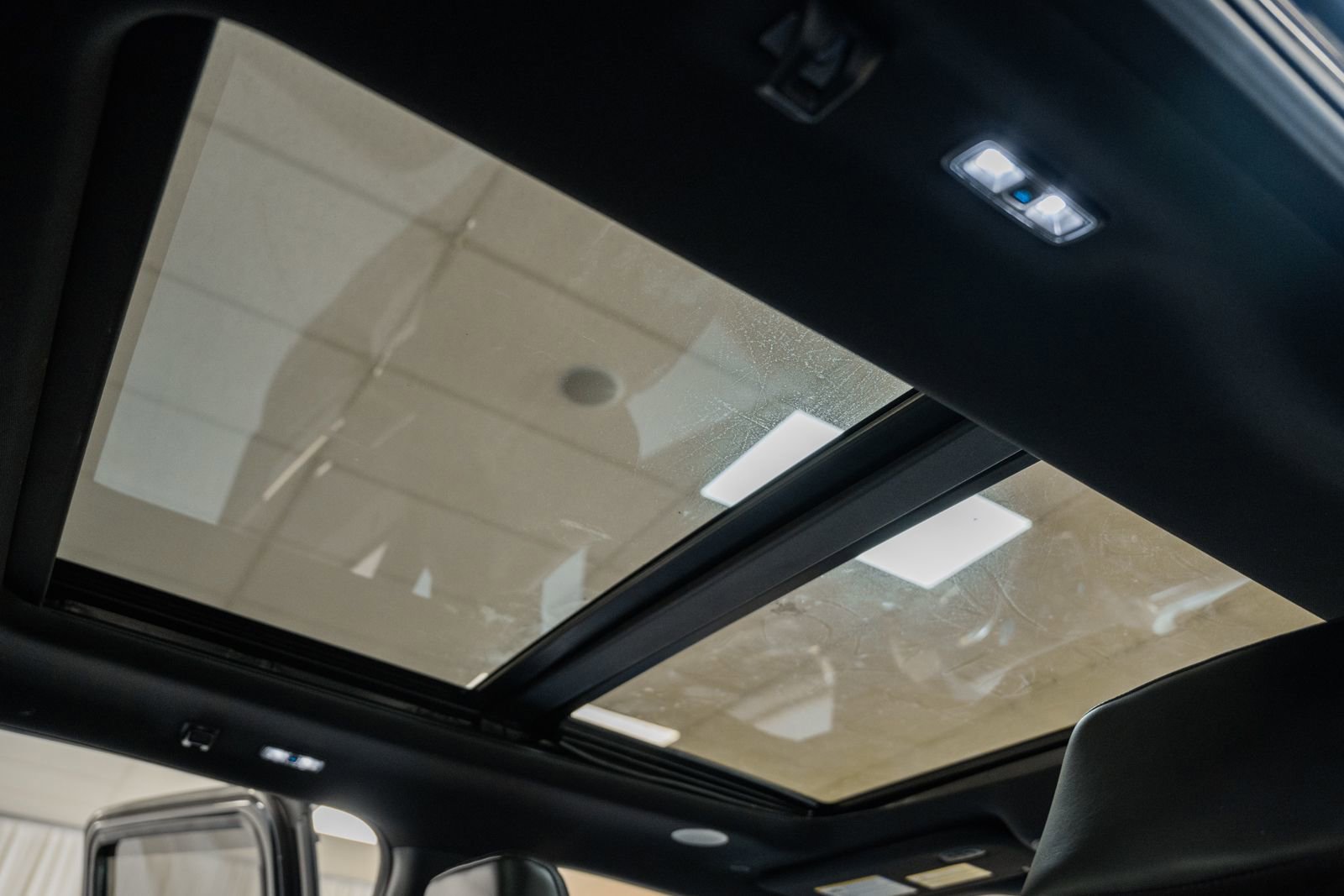 Certified 2022 Ford F150 Raptor w/ Raptor 37 Performance Package image 41