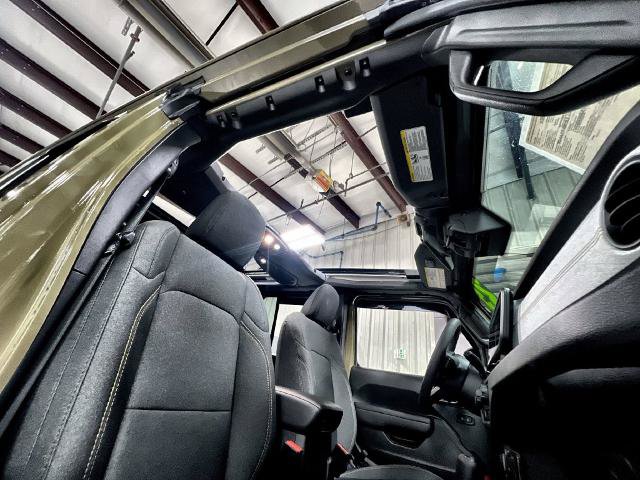 Used 2025 Jeep Wrangler Unlimited Sport AWD/4WD image 27