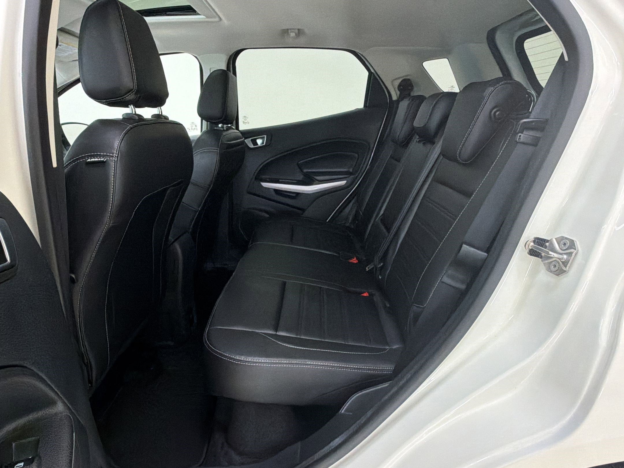 Certified 2021 Ford EcoSport Titanium AWD/4WD image 14
