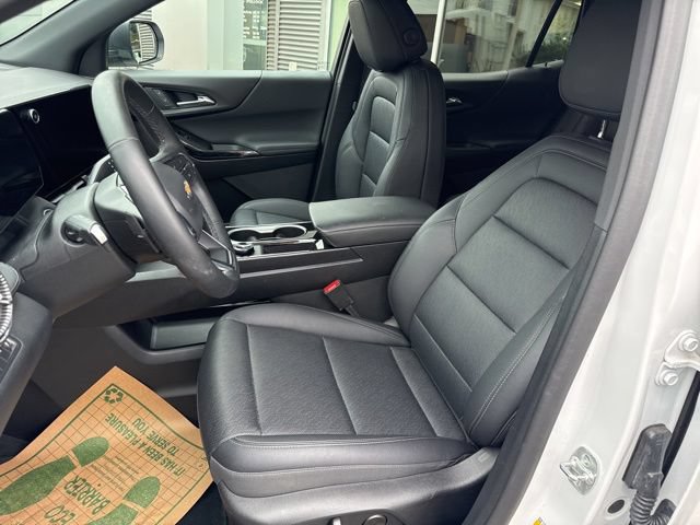 Used 2026 Chevrolet Equinox LT w/ Convenience Package II AWD/4WD image 16