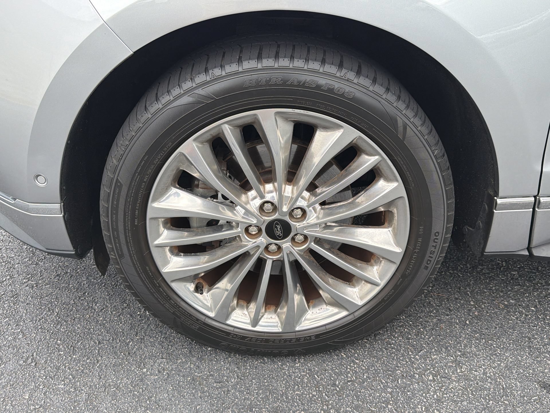 Certified 2020 Ford Edge Titanium w/ Equipment Group 301A AWD/4WD image 17