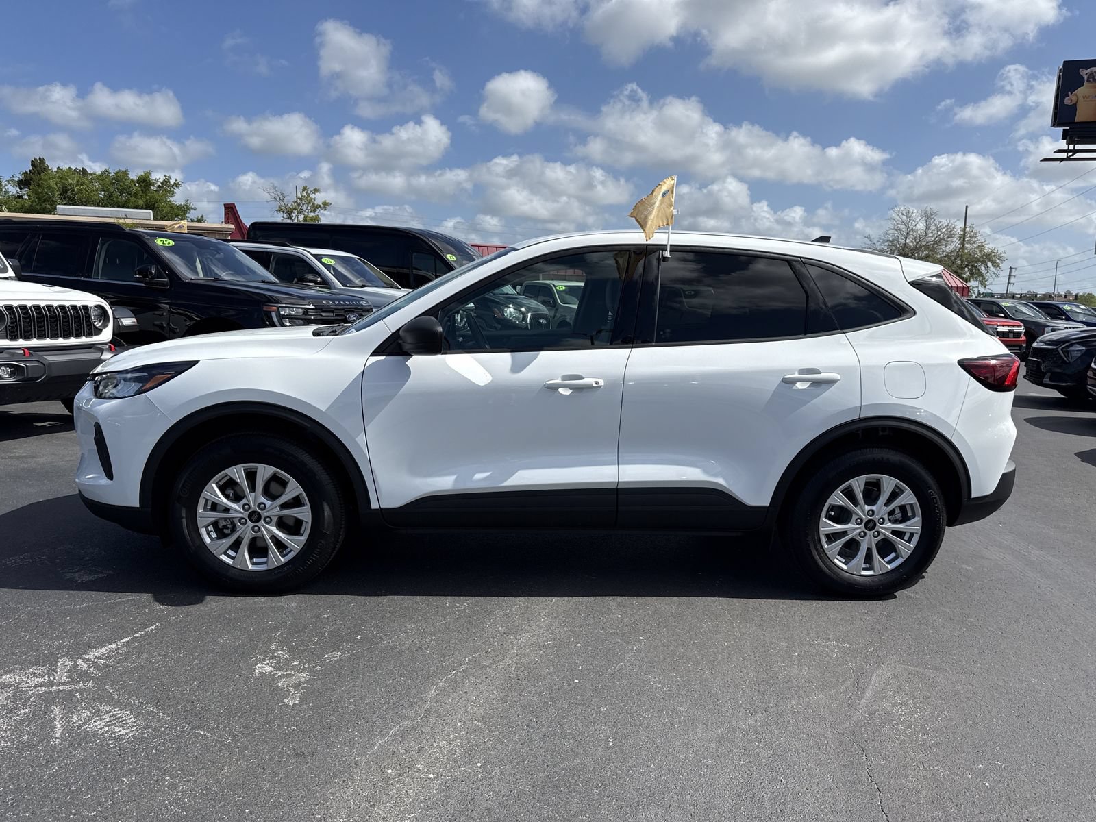 Certified 2026 Ford Escape Active AWD/4WD image 8