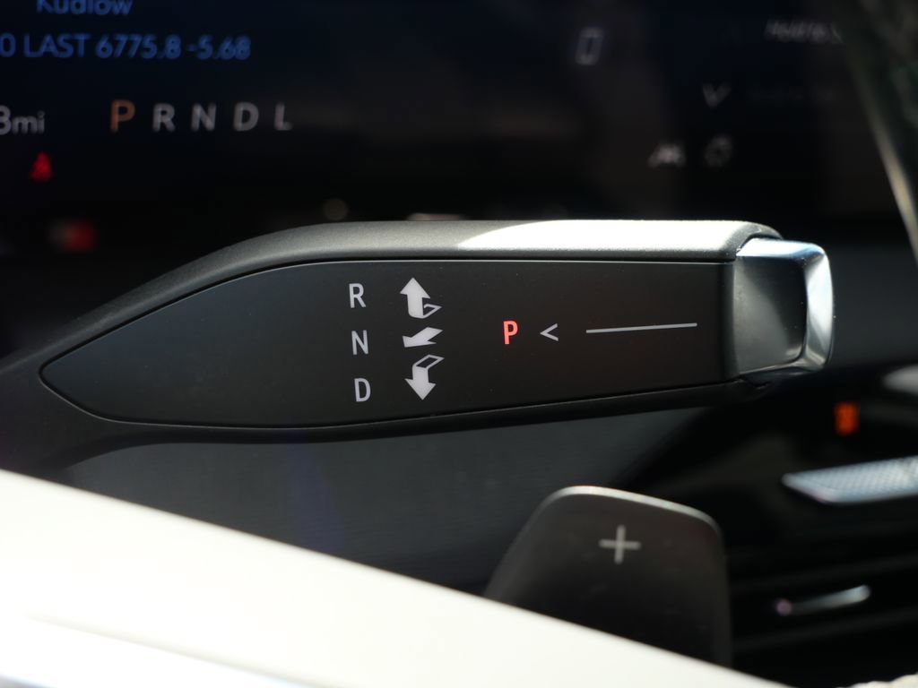 Used 2025 Buick Enclave Preferred image 27