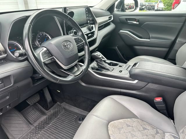 Used 2022 Toyota Highlander Bronze Edition AWD/4WD image 30