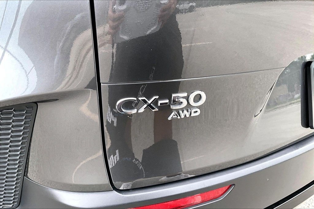 Used 2025 MAZDA CX-50 AWD 2.5 Hybrid w/ Premium Pkg image 8