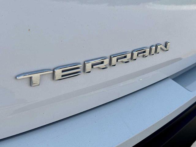 Used 2023 GMC Terrain SLE w/ Driver Convenience Package FWD image 12