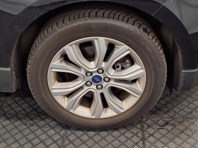 Certified 2020 Ford Edge Titanium w/ Class II Trailer Tow Package AWD/4WD image 11