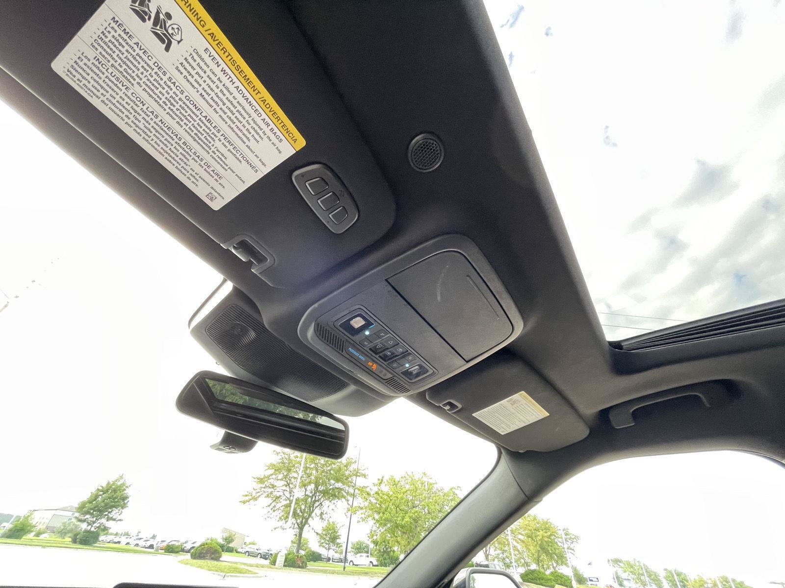 Certified 2020 Ford Explorer Platinum w/ Premium Technology Package AWD/4WD image 23
