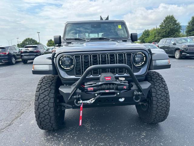 Used 2024 Jeep Gladiator Rubicon w/ Technology Group AWD/4WD video 2