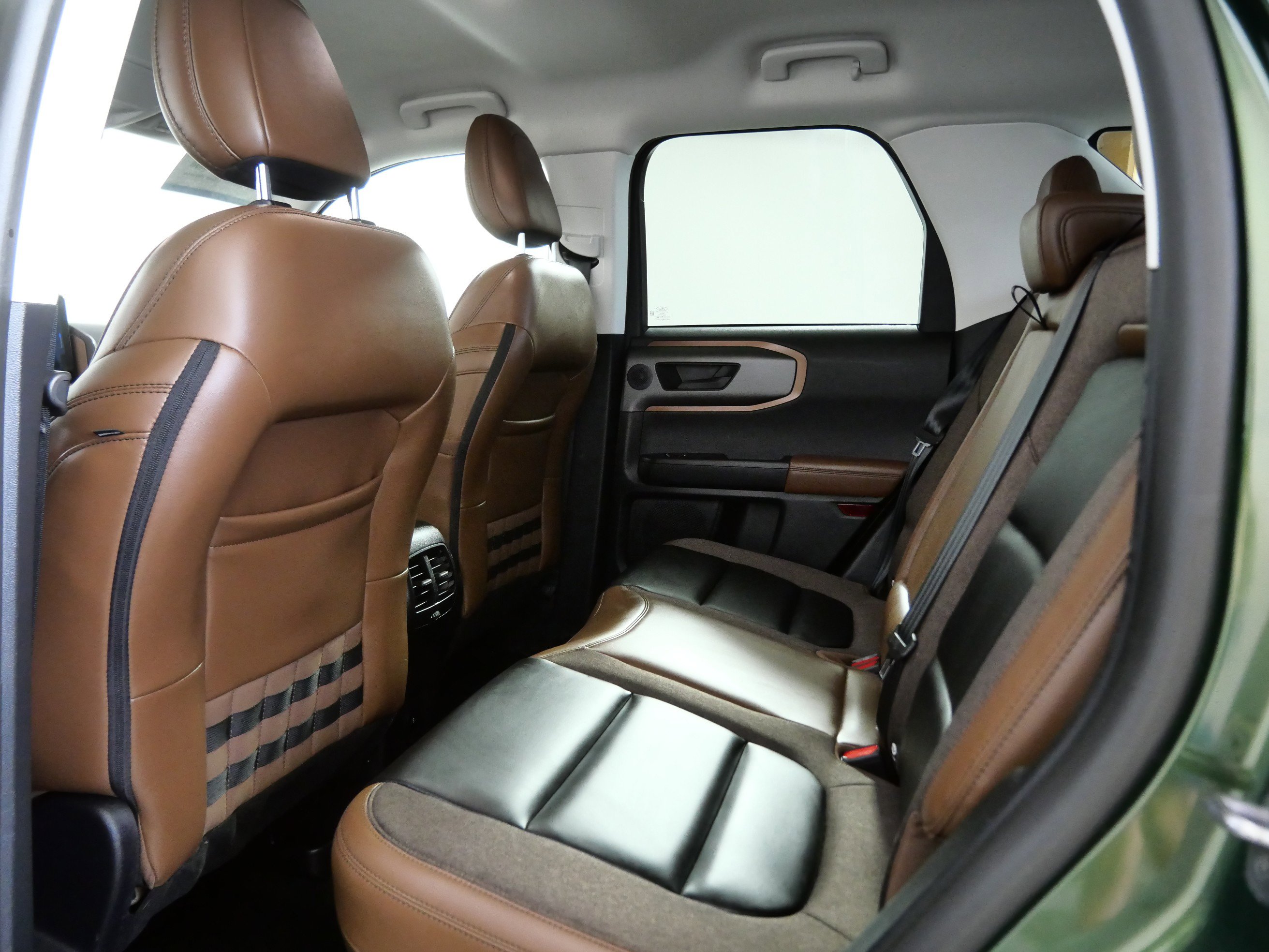 Certified 2025 Ford Bronco Sport Outer Banks w/ Outer Banks Tech Package+ AWD/4WD image 14