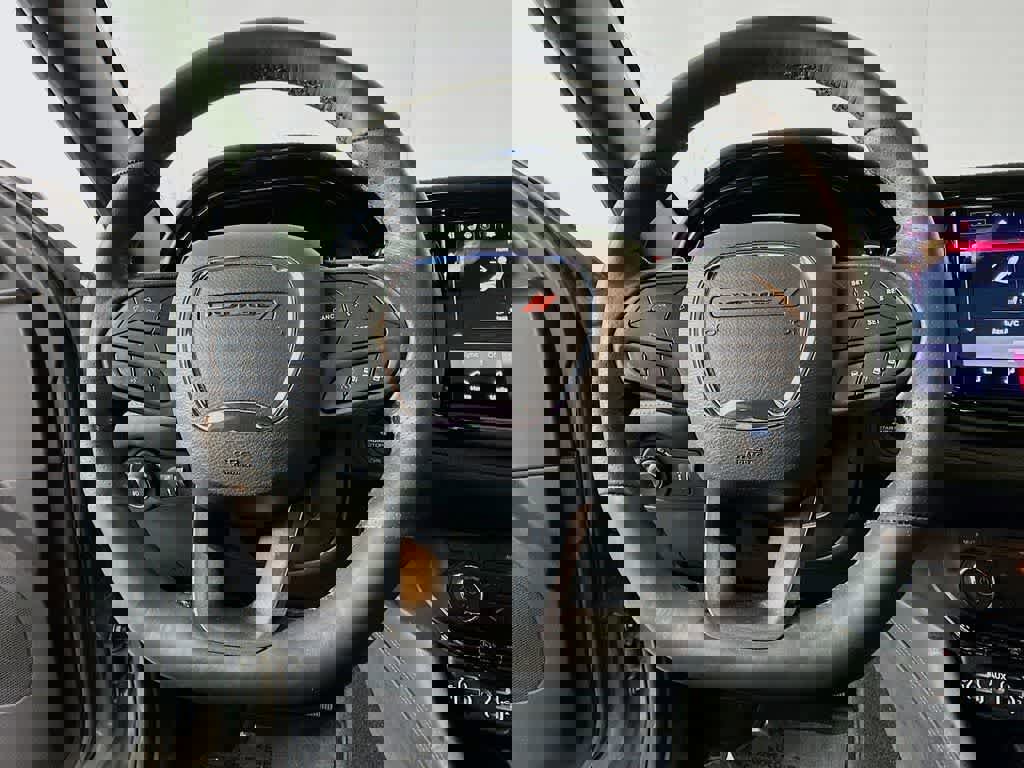 Used 2022 Dodge Durango GT image 18