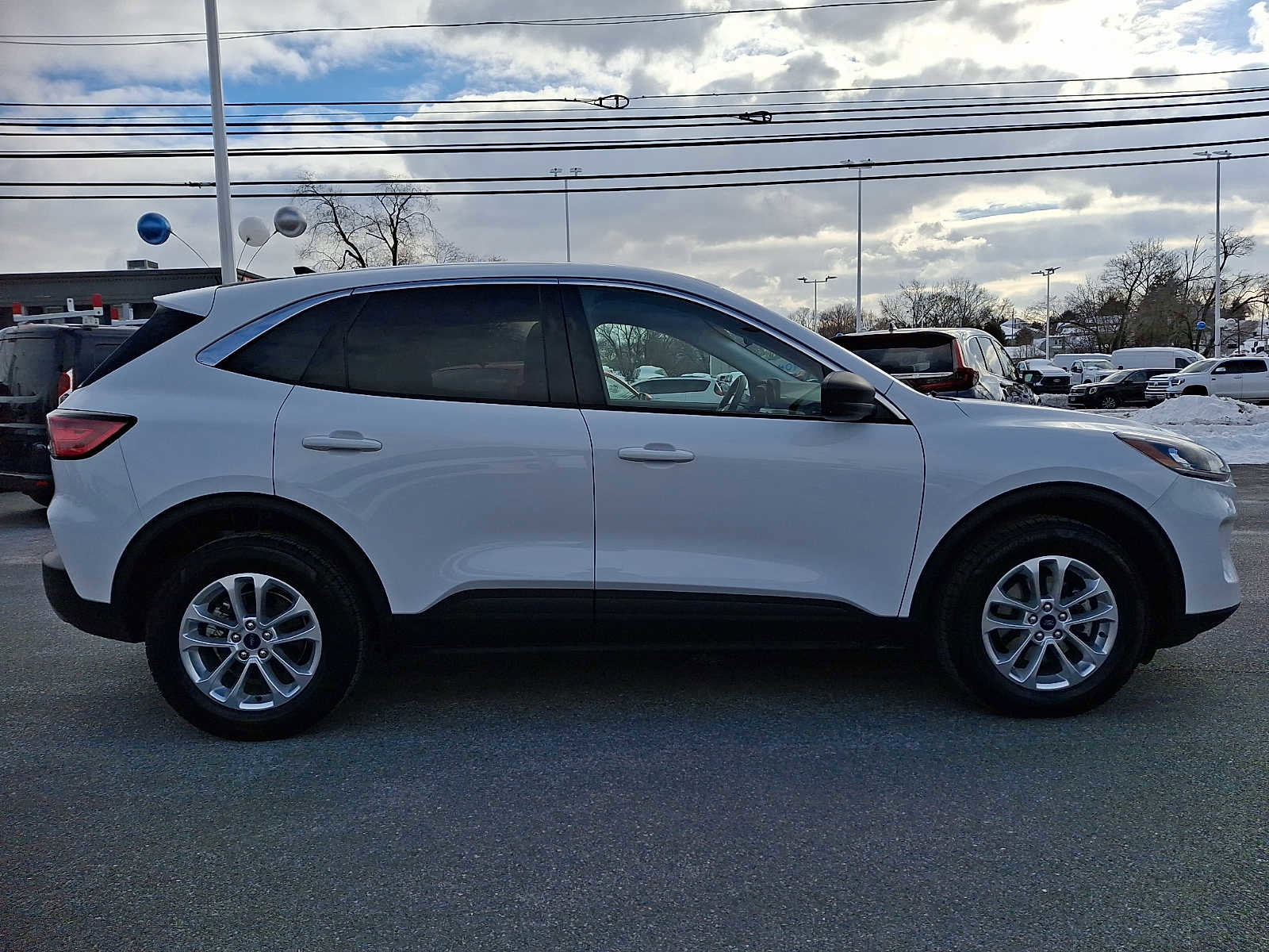 Certified 2022 Ford Escape SE image 5