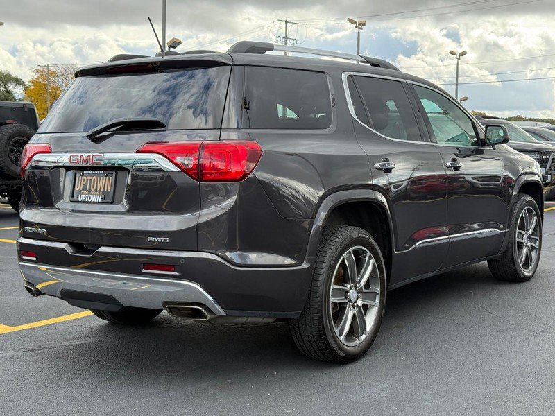 Used 2017 GMC Acadia Denali w/ Technology Package image 4