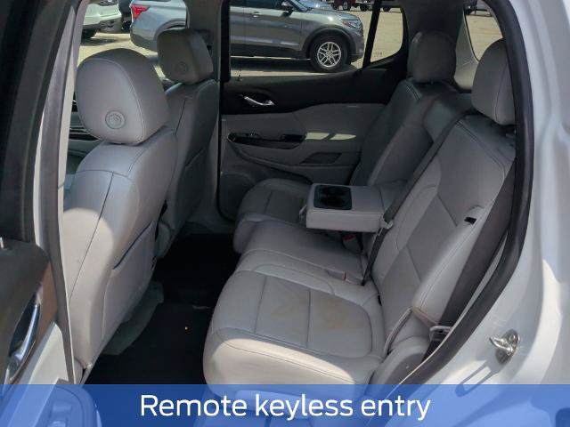Used 2023 GMC Acadia SLT FWD image 12