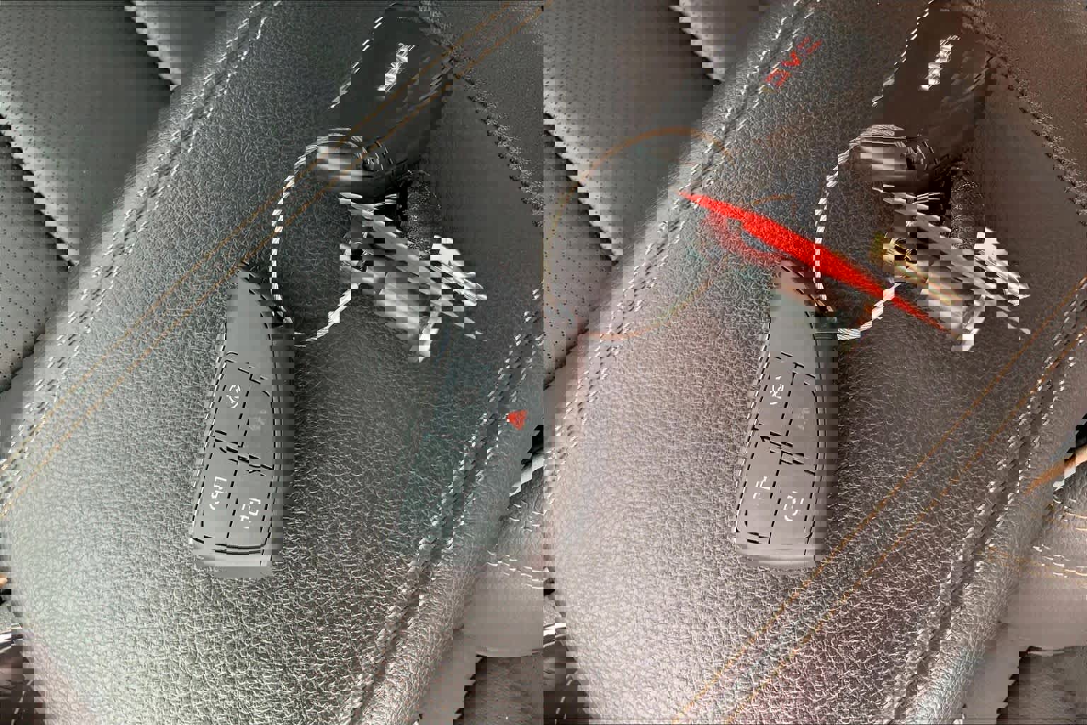 Used 2023 GMC Canyon Denali image 14