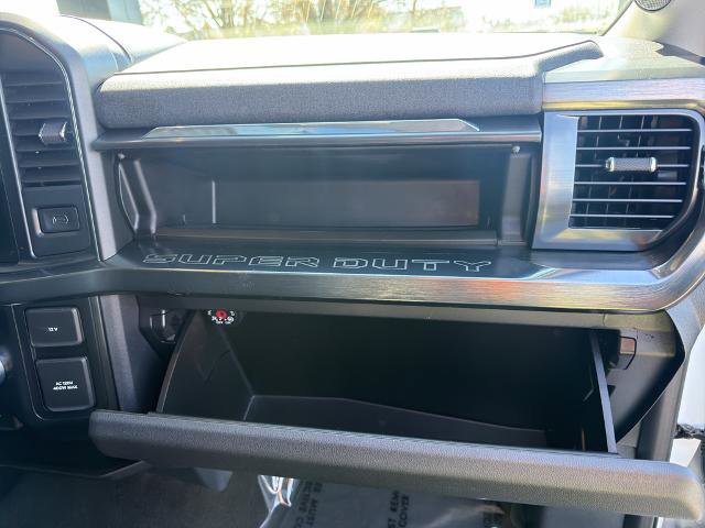Certified 2025 Ford F350 Lariat w/ Camper Package AWD/4WD image 15