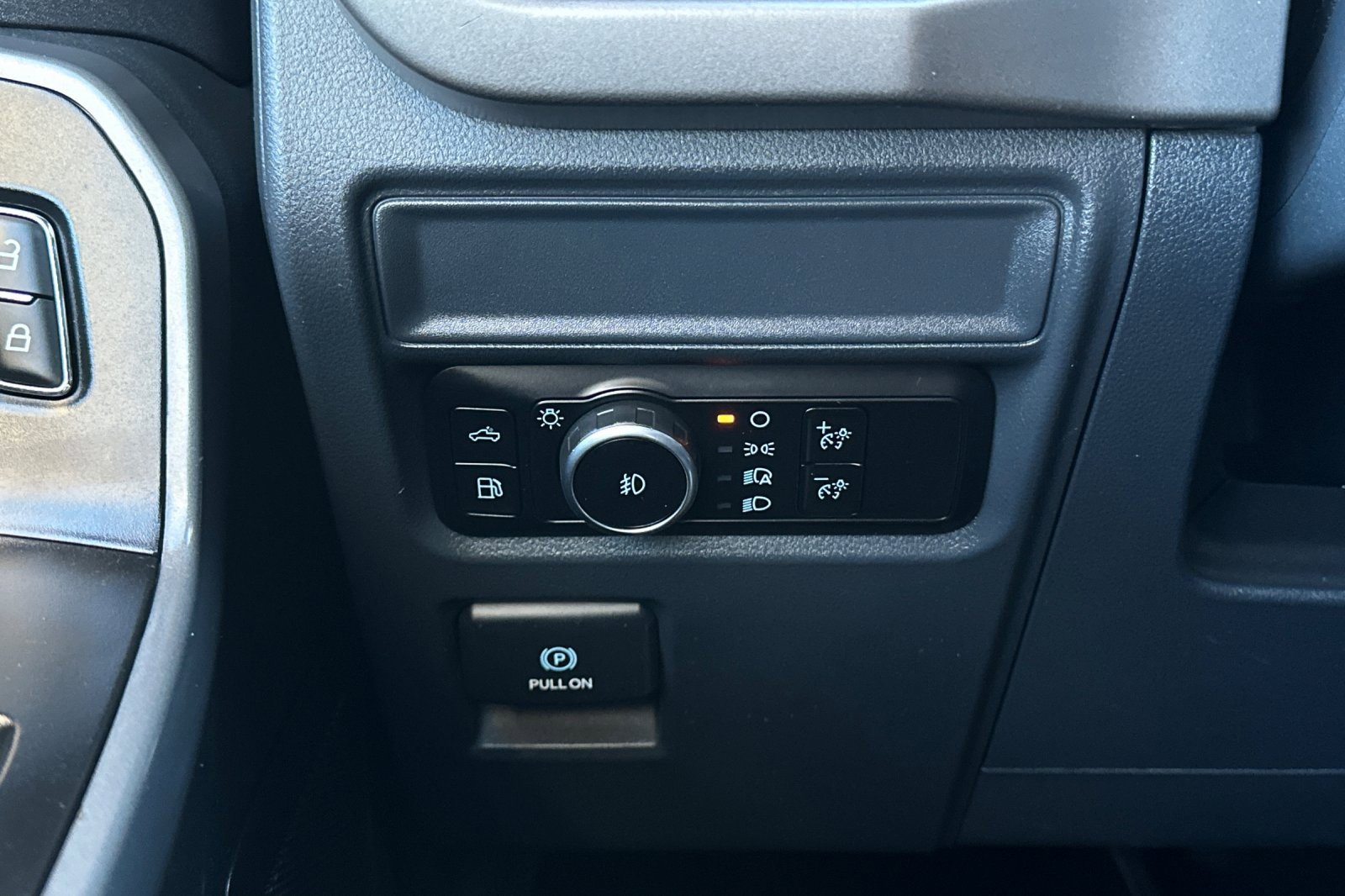 Certified 2024 Ford F150 XLT w/ Mobile Office Package image 26