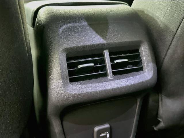 Used 2024 Chevrolet Equinox LS w/ Driver Confidence II Package FWD image 13