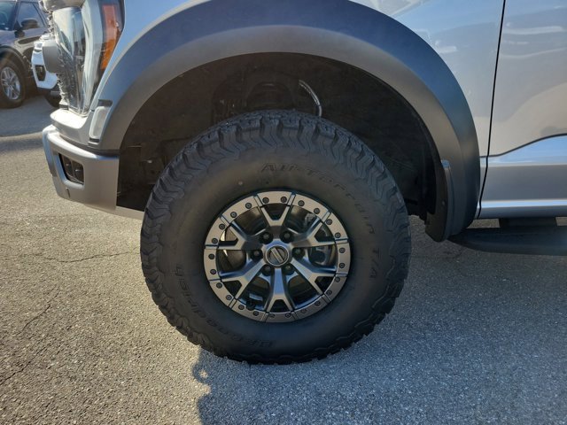 Certified 2022 Ford F150 Raptor w/ Equipment Group 801A High image 8