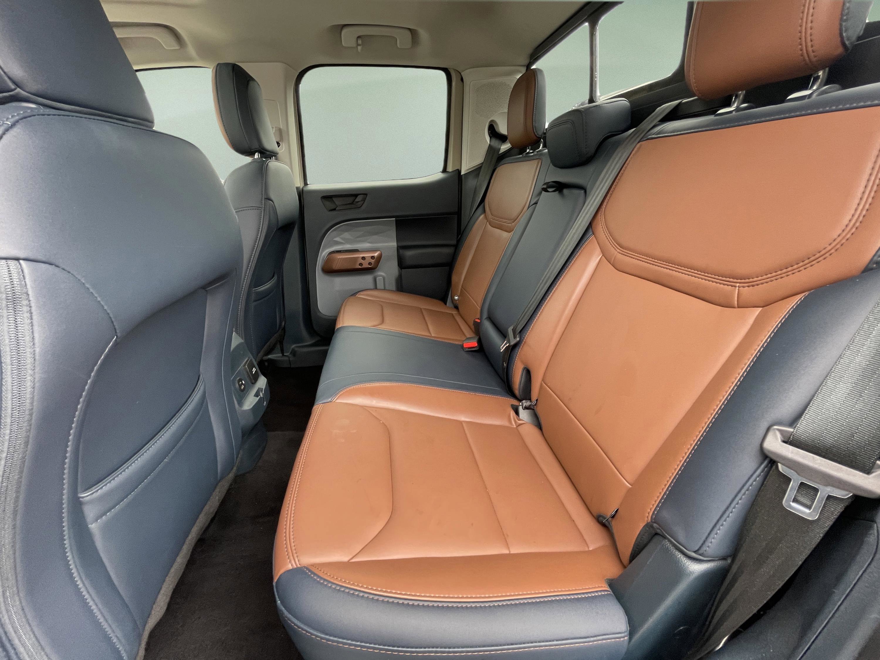 Certified 2024 Ford Maverick Lariat image 32