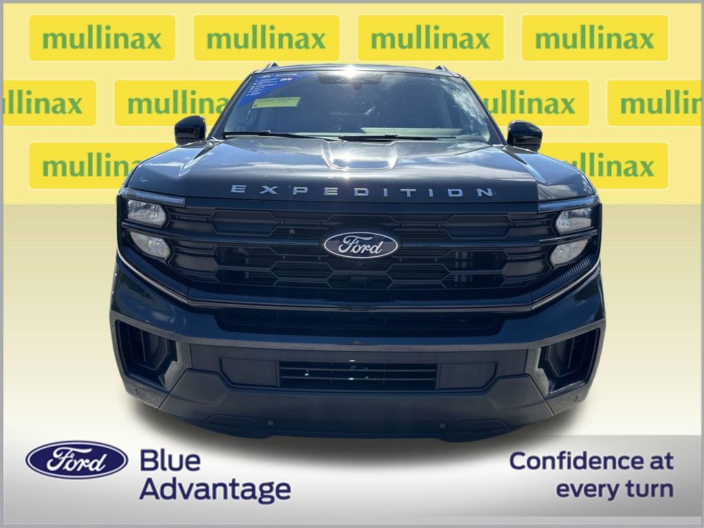 Certified 2025 Ford Expedition Max Active RWD image 11