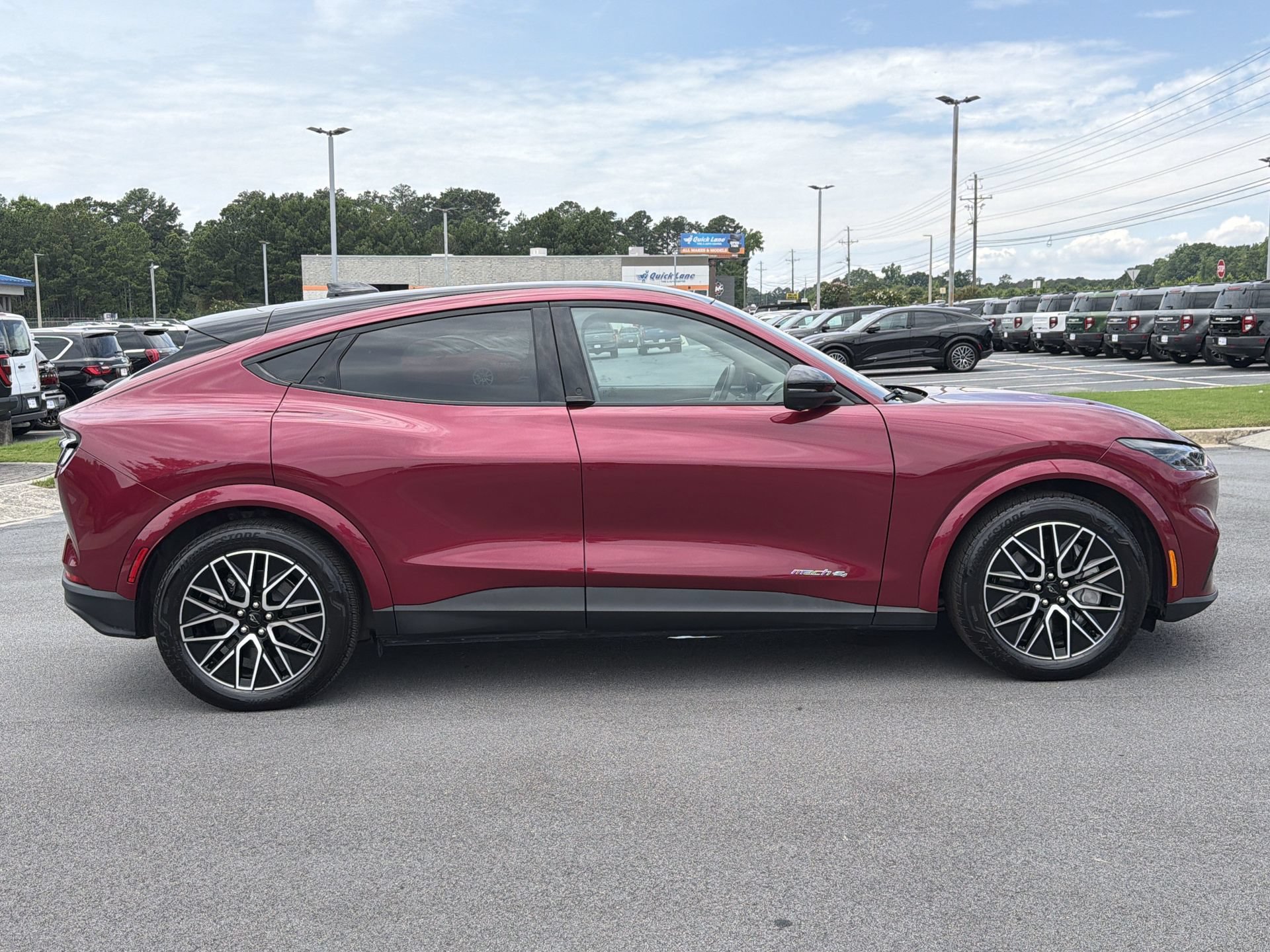 Certified 2025 Ford Mustang Mach-E Premium AWD/4WD image 32