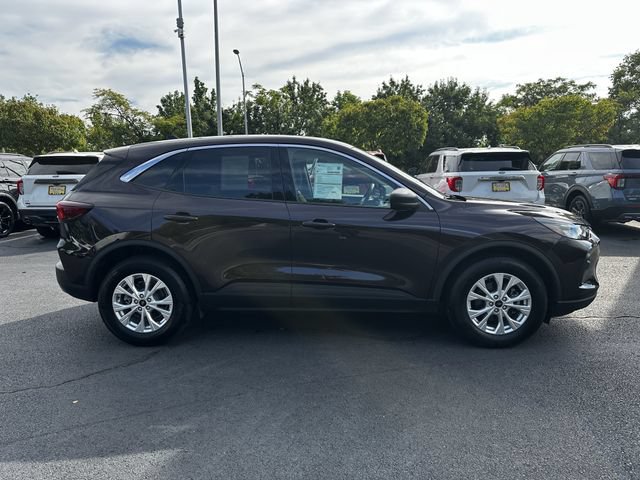 Certified 2023 Ford Escape Active AWD/4WD image 4