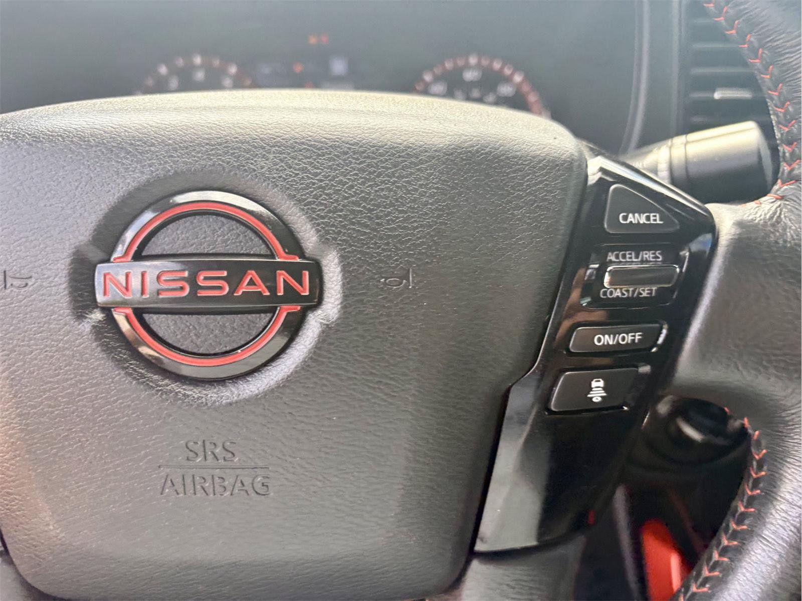 Used 2023 Nissan Frontier PRO-4X w/ Technology Package AWD/4WD image 19