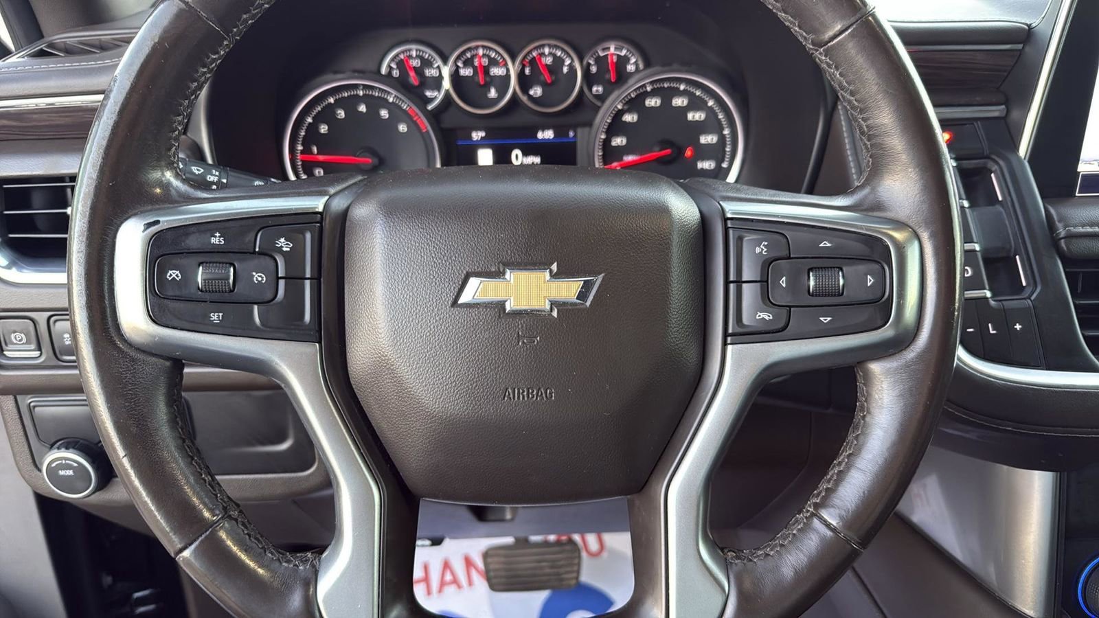 Used 2021 Chevrolet Suburban LT w/ Rear Media and Nav Package image 15