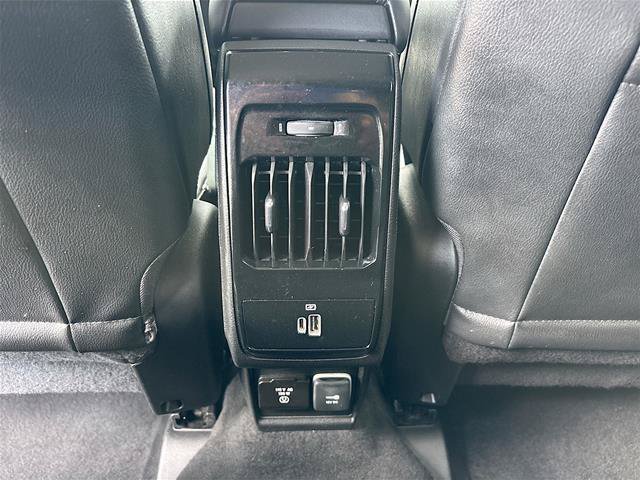 Used 2022 Jeep Compass Latitude w/ Sun and Sound Group AWD/4WD image 27