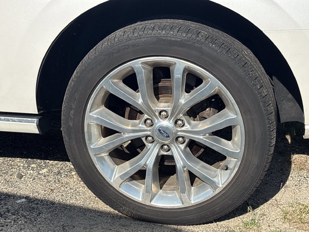 Certified 2019 Ford Expedition Platinum AWD/4WD image 5