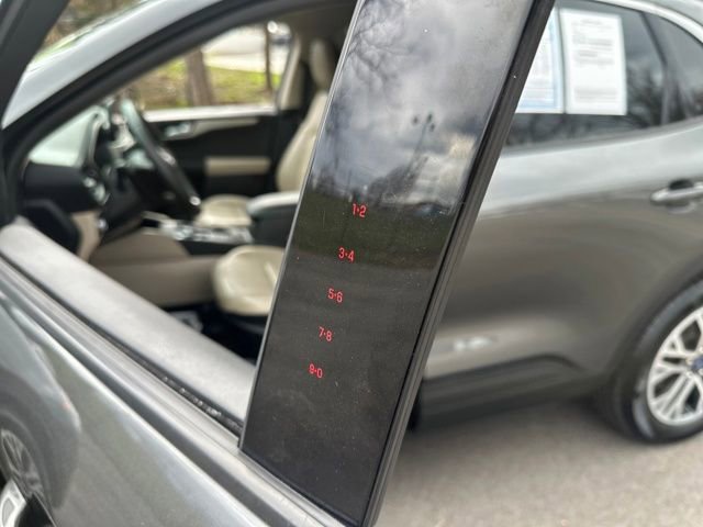 Certified 2020 Ford Escape SEL image 27