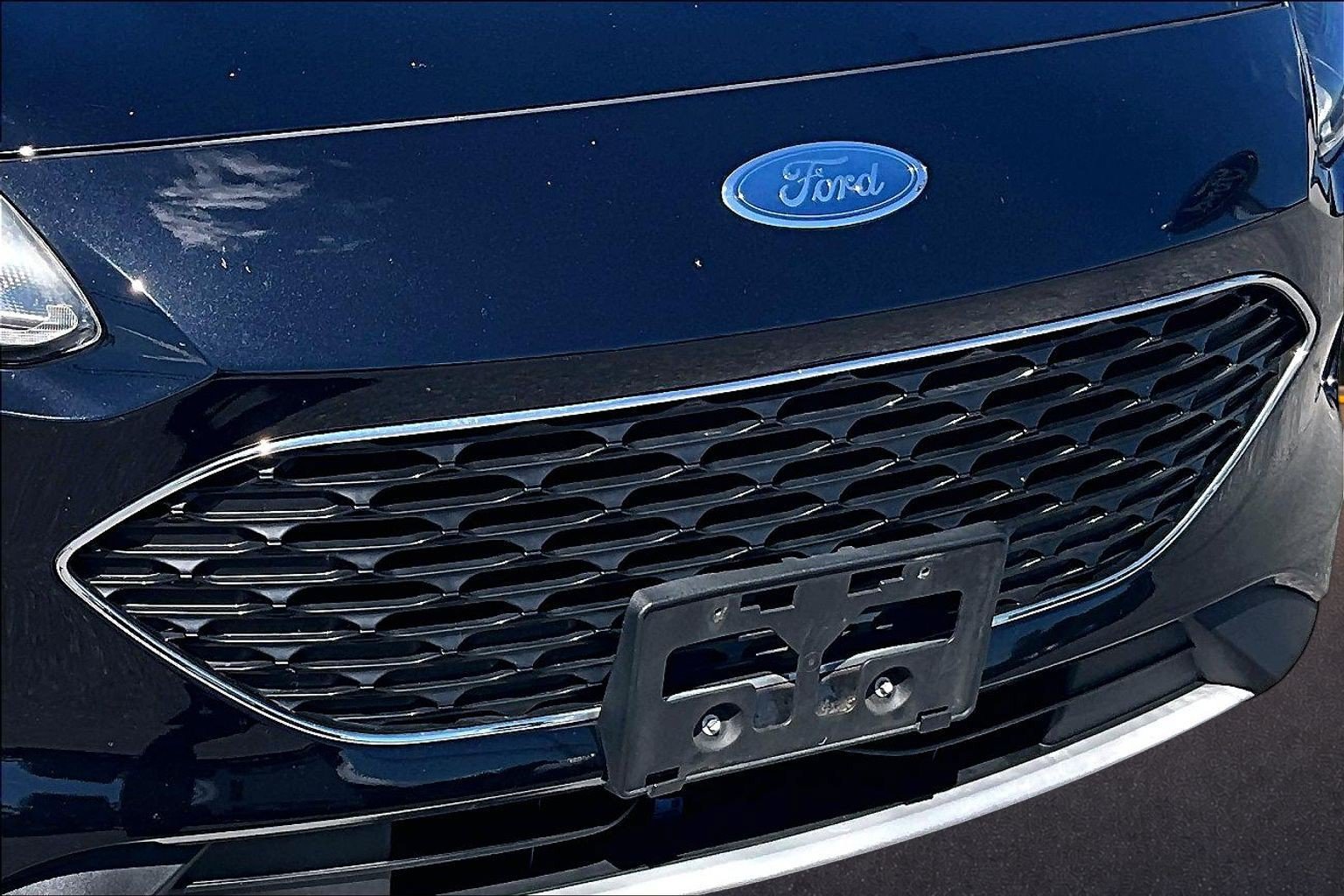 Certified 2021 Ford Escape SE FWD image 28
