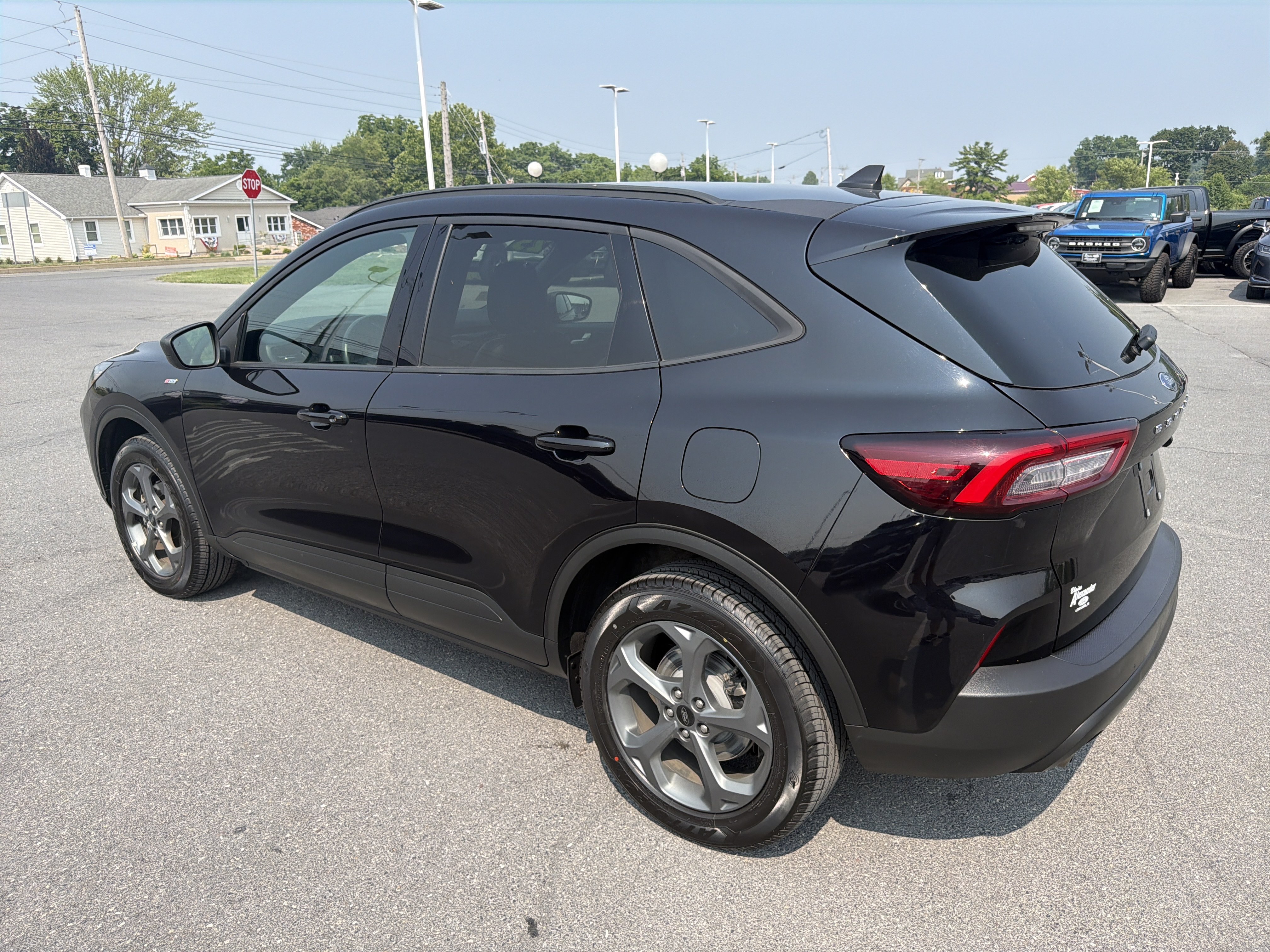 Certified 2025 Ford Escape ST-Line AWD/4WD image 6