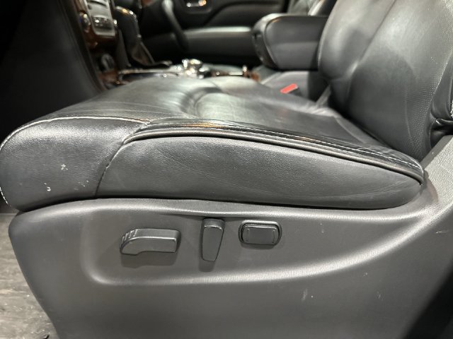 Used 2018 INFINITI QX80 4WD w/ All Season Package image 18