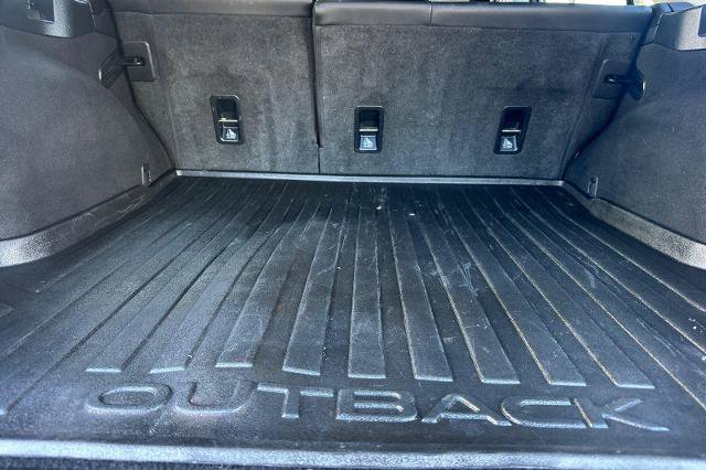 Used 2019 Subaru Outback 2.5i Limited image 13