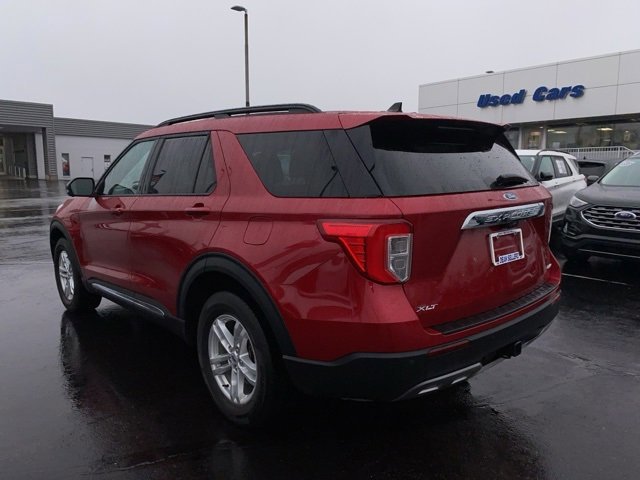 Certified 2023 Ford Explorer XLT w/ Equipment Group 202A image 5