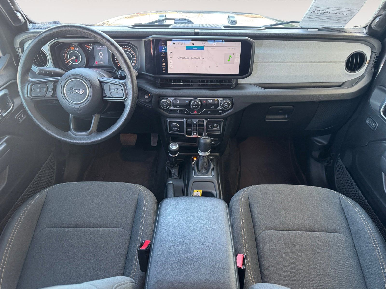 Used 2025 Jeep Wrangler Unlimited Sport AWD/4WD image 10