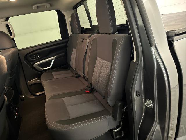 Used 2021 Nissan Titan SV w/ SV Convenience Package image 32