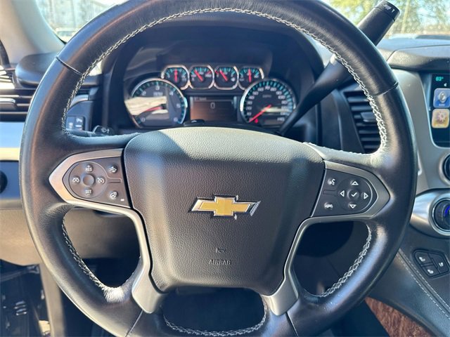 Used 2020 Chevrolet Suburban Premier image 16