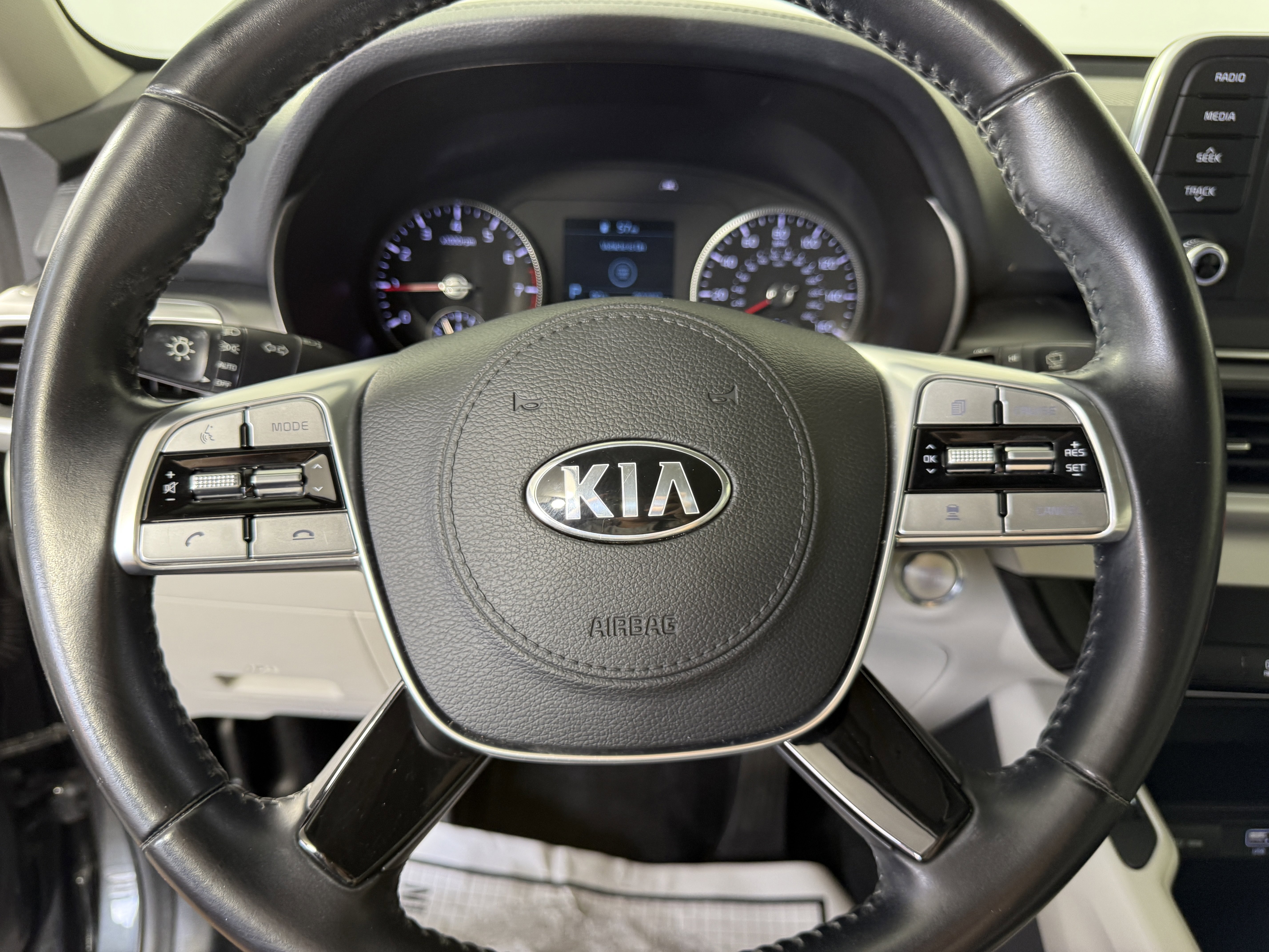 Used 2020 Kia Telluride S image 27