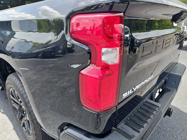 Used 2024 Chevrolet Silverado 1500 RST w/ Z71 Off-Road Package AWD/4WD image 36