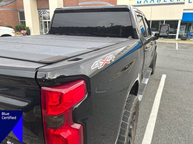 Used 2019 Chevrolet Silverado 1500 Custom w/ Custom Max Trailering Package AWD/4WD image 5