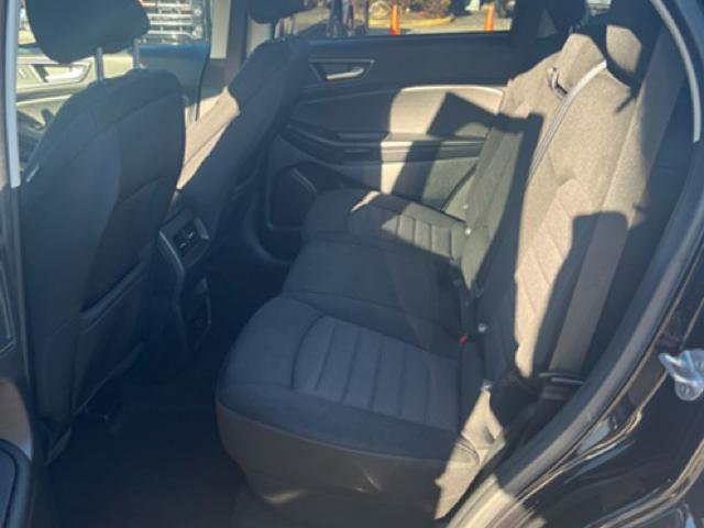Certified 2022 Ford Edge SE w/ Cargo Accessory Package image 12
