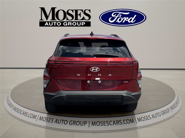 Used 2025 Hyundai Kona SEL AWD/4WD image 6