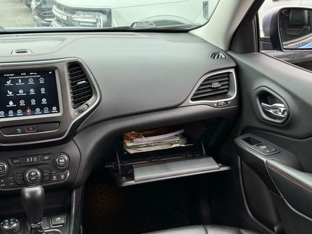 Used 2020 Jeep Cherokee Trailhawk w/ Cold Weather Group AWD/4WD image 29