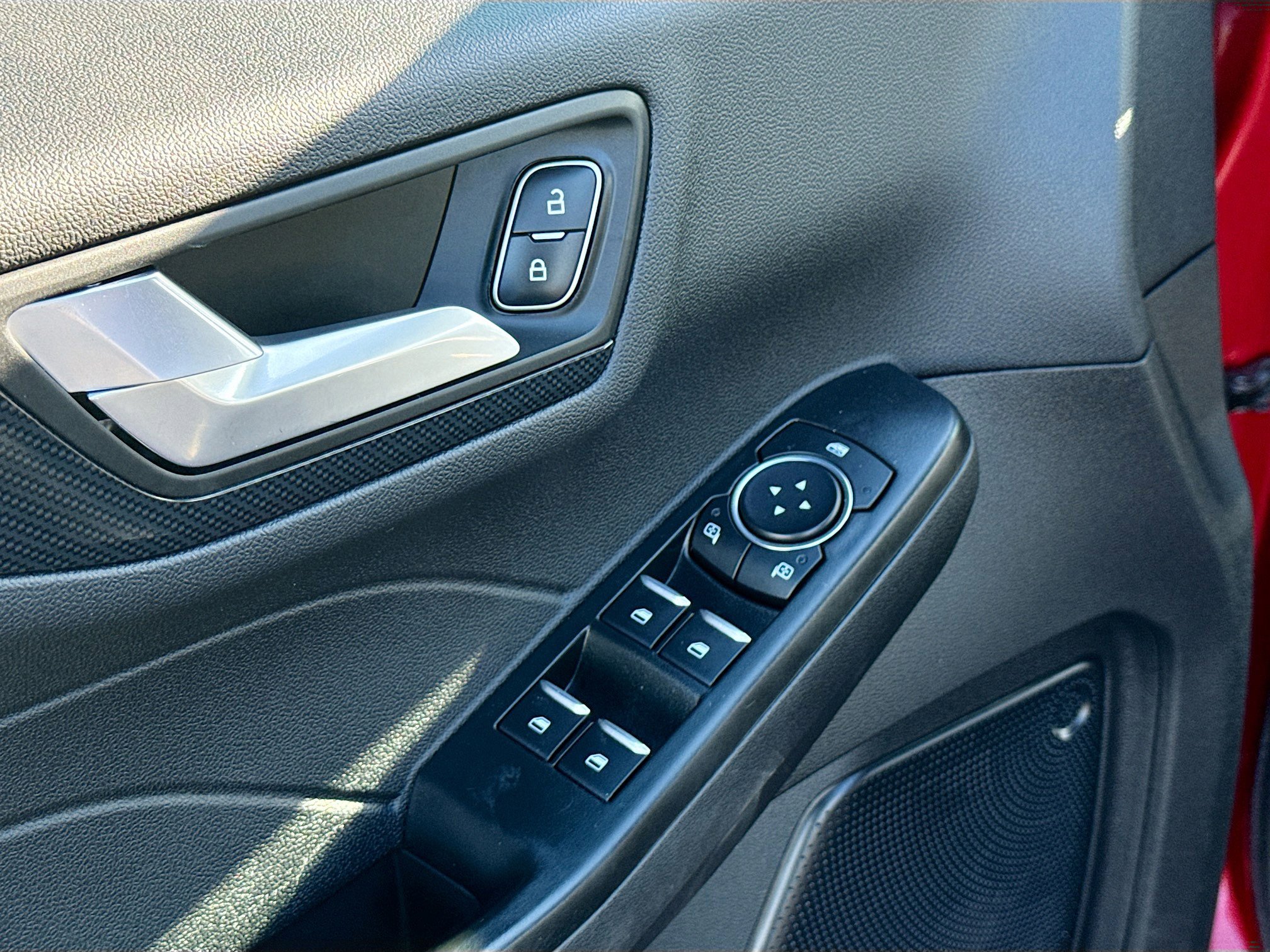 Certified 2025 Ford Escape ST-Line image 8