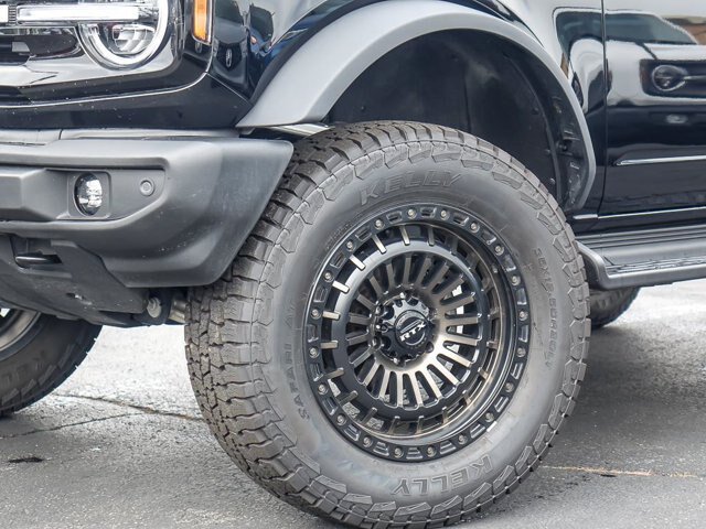 Certified 2025 Ford Bronco Outer Banks AWD/4WD image 4