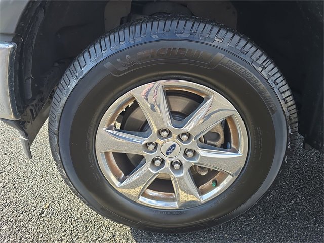 Certified 2018 Ford F150 XLT w/ Equipment Group 302A Luxury image 10